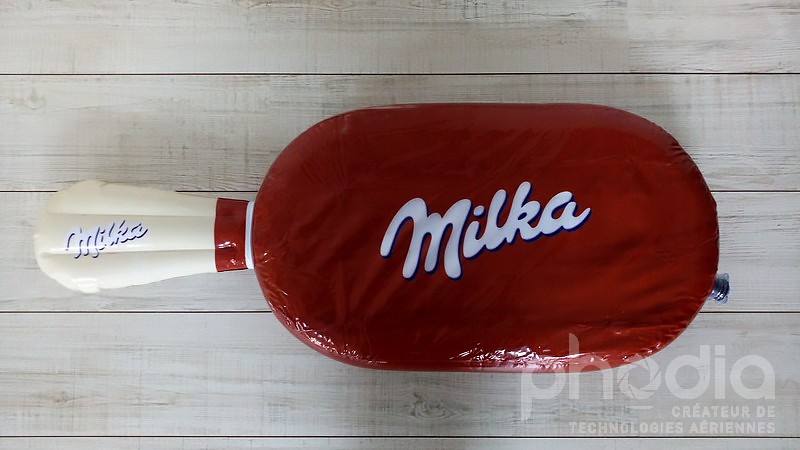 batonnet de glace milka gonflable géant publicitaire