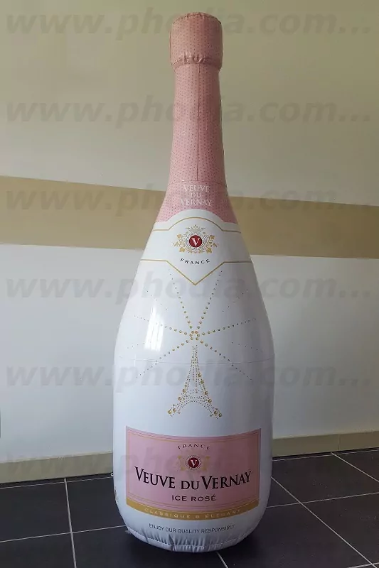 Bouteille gonflable champagne veuve du vernay 1m80