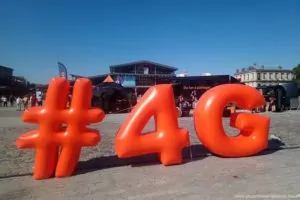 Hashtag gonflable géant pour la tournée Orange 4G