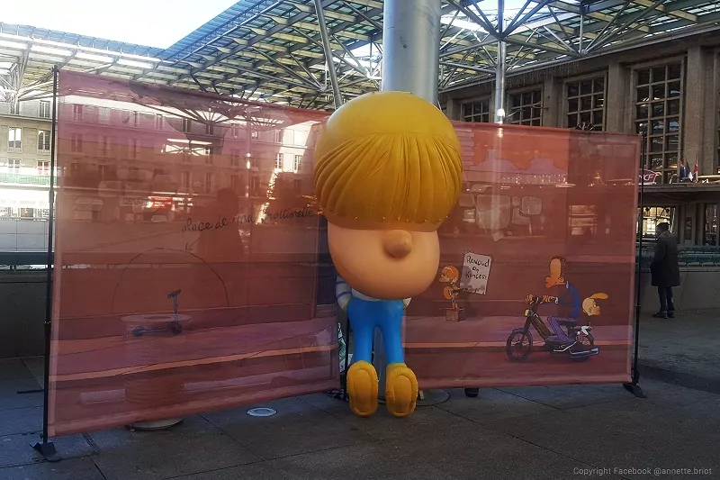 mascotte gonflable de Renaud à Amiens