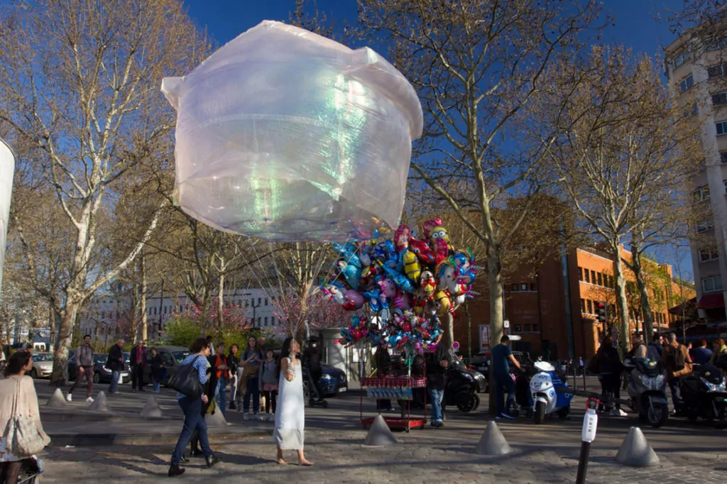 maison gonflable hélium de Jisoo Yoo
