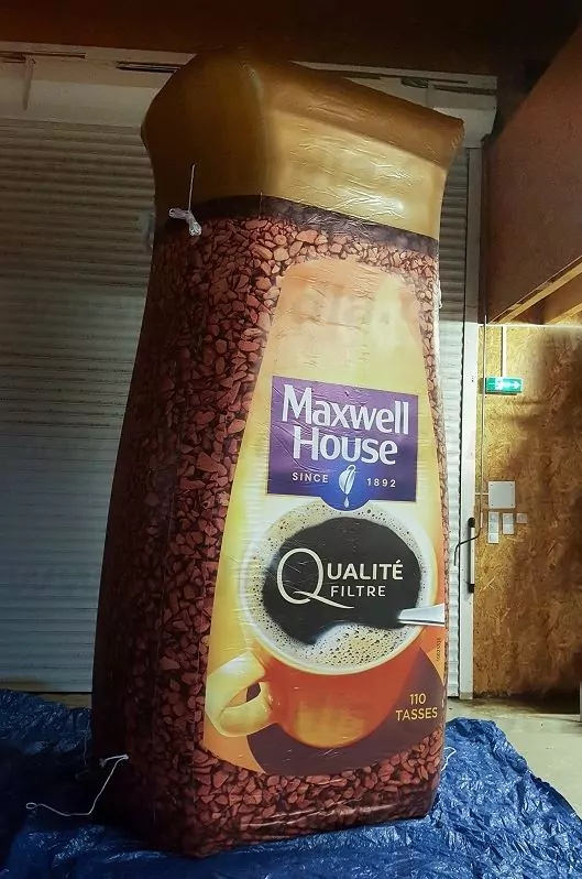 packaging cafe gonflable géant maxwell house de 3m