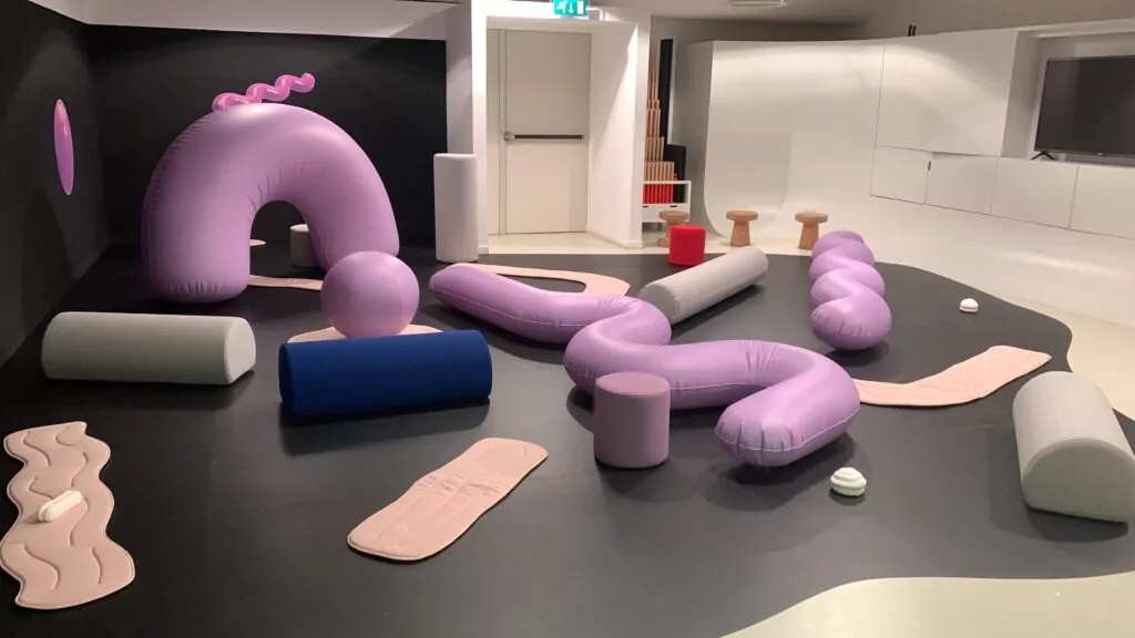 jeux pour enfant gonflables sur mesure pour le centre Pompidou