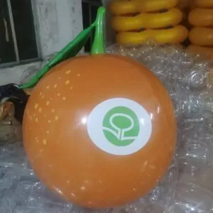 orange géante gonflée à l'air : plv gondole