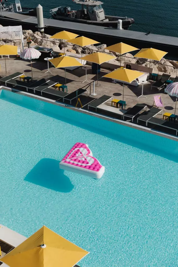 plv gonflable bouée géante gonflable roxy