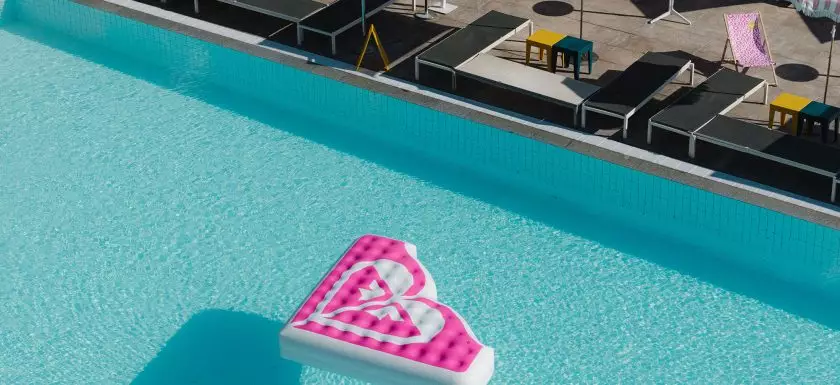 plv gonflable bouée géante gonflable roxy