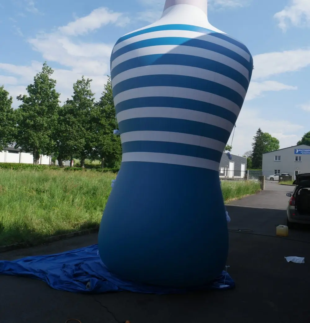 la marinière de jean paul gaultier gonflable